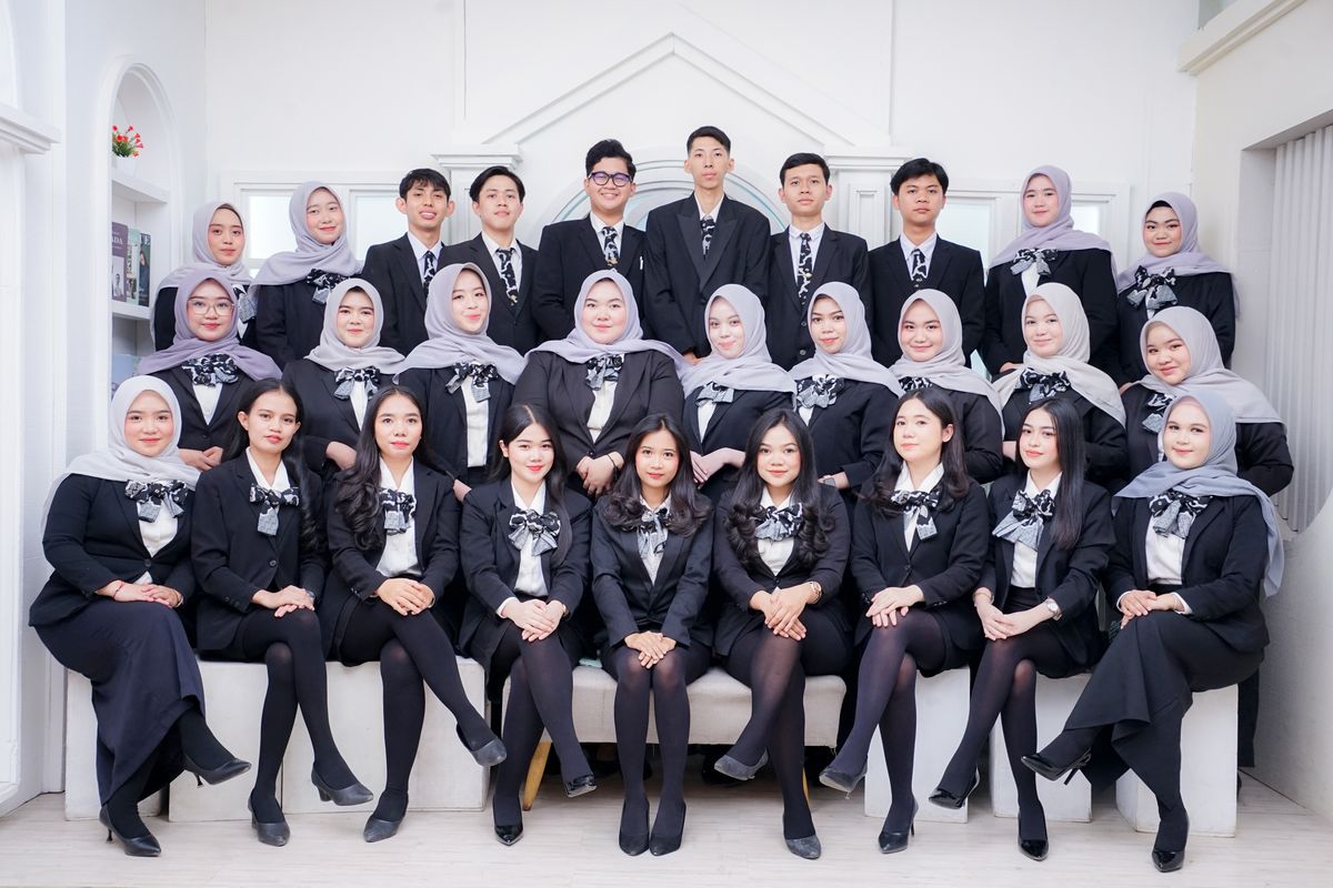 Studio Portrait & Wisuda Makassar